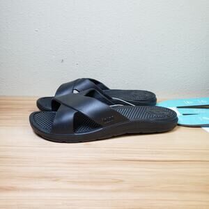 Totes Women's 10‎ Everywear Crossover Slide Sandals Black Lightweight Waterproof